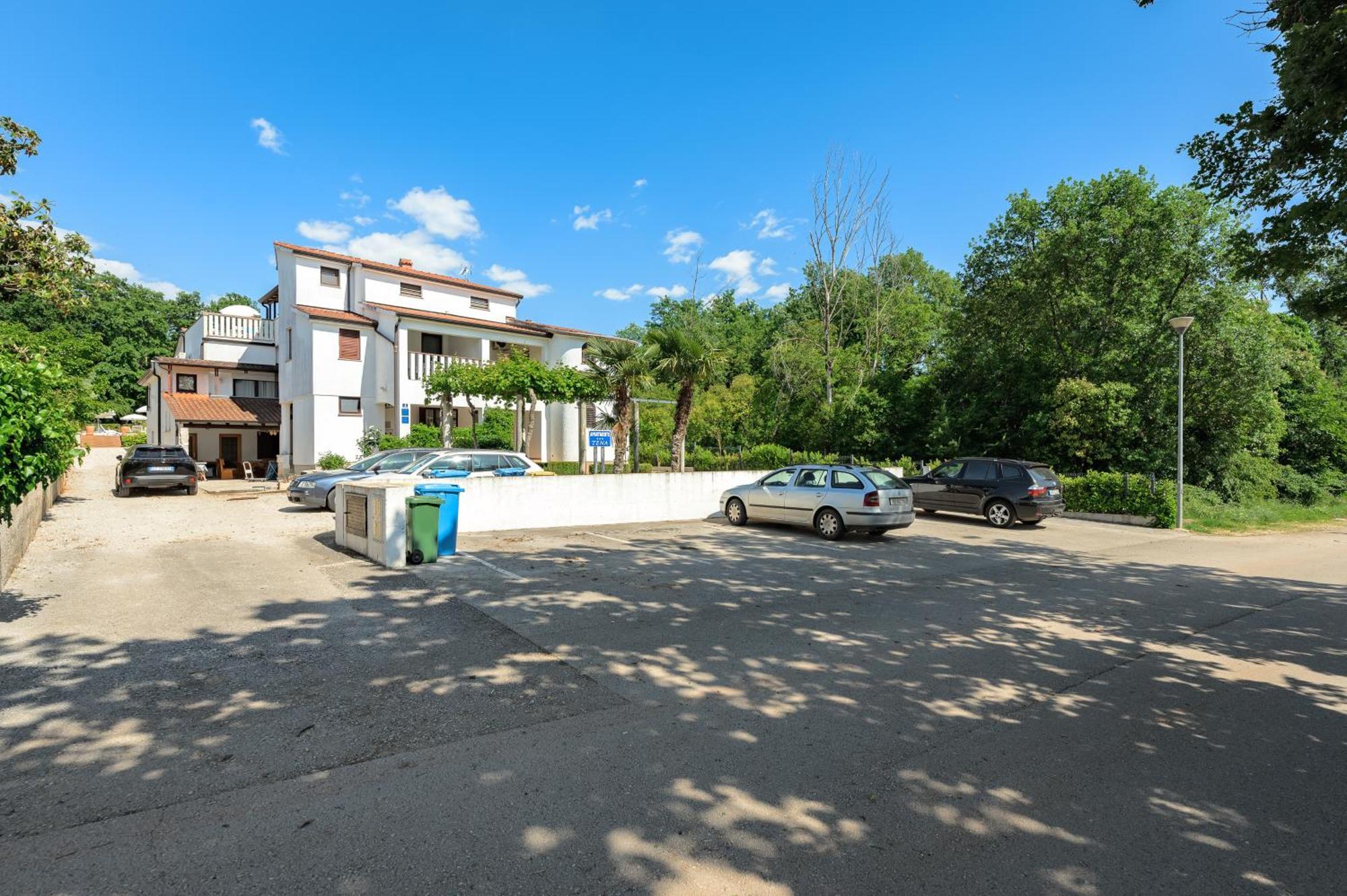 Apartments Tena Porec Exterior photo